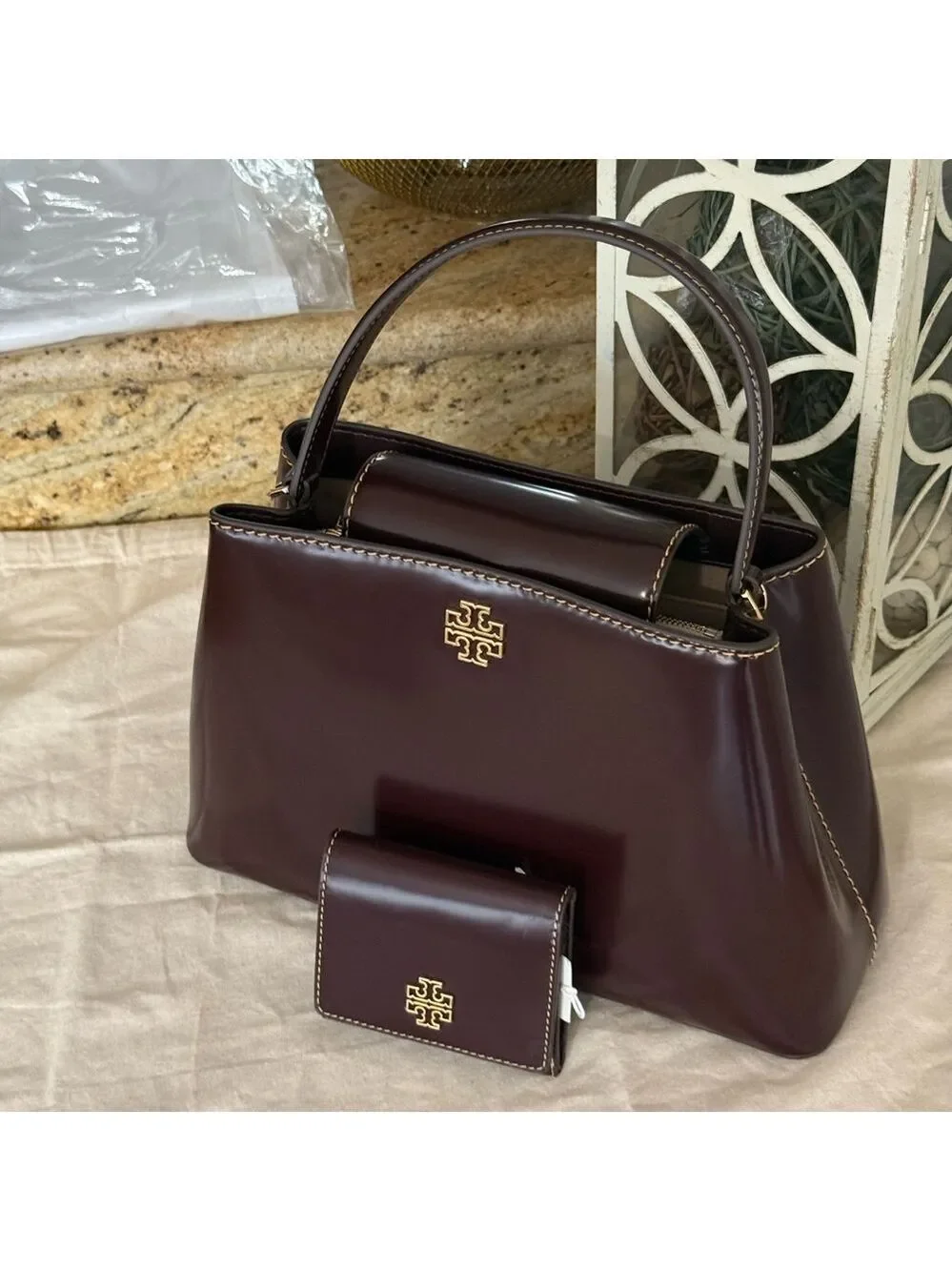 New 900+! Tory Burch BRITTEN SMOOTH SATCHEL & Matching Wallet TEMPRANILLO / Gold